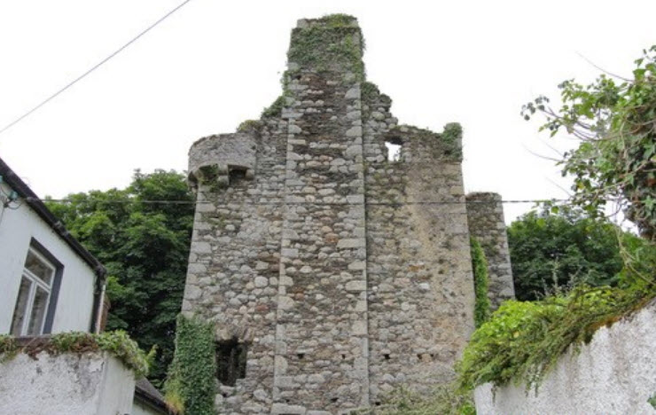 Tinnahinch Castle, Republic of Ireland, Ireland